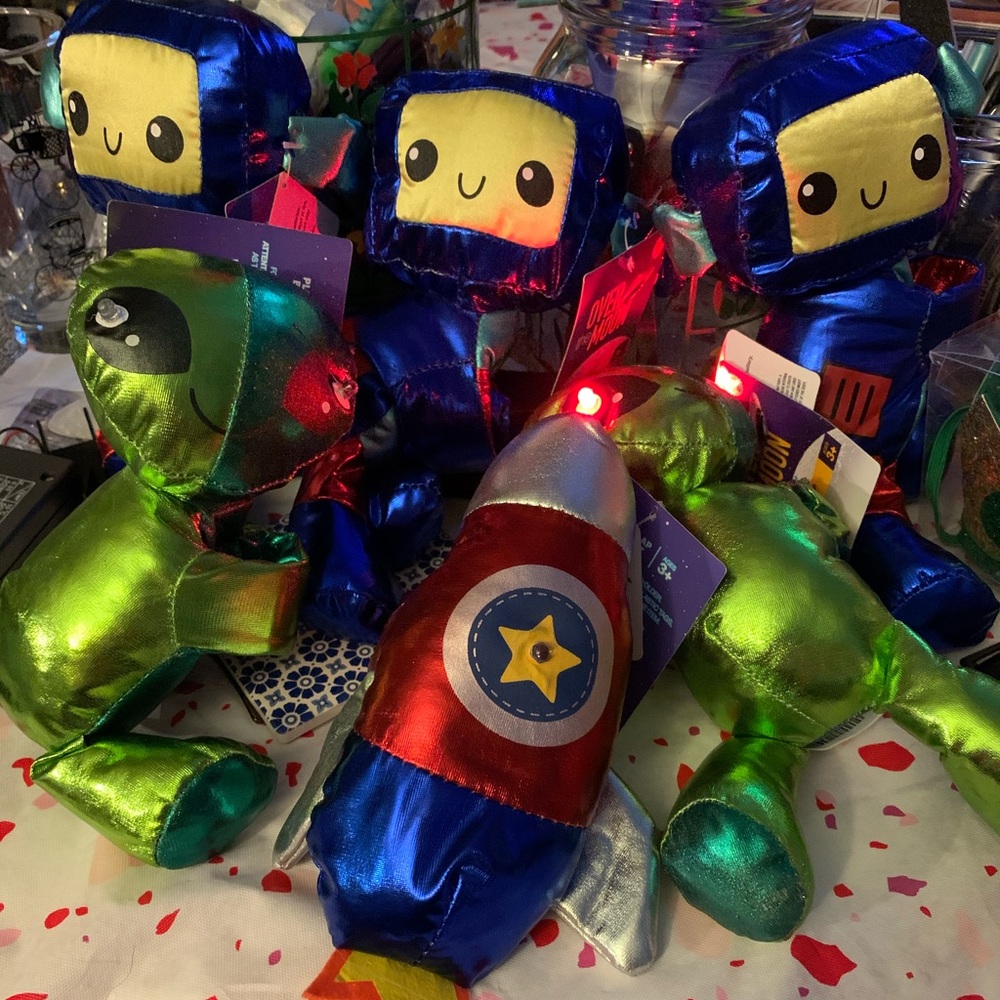 NWT “Over the Moon” Plush Slap Bracelets 8”Alien